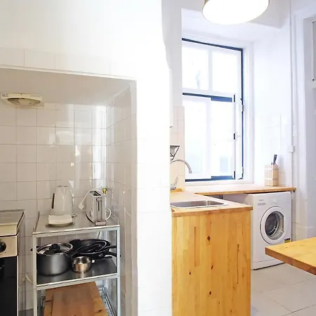 Bh1 4br In Heart Of Bohemian Bairro Alto Apartamento *
