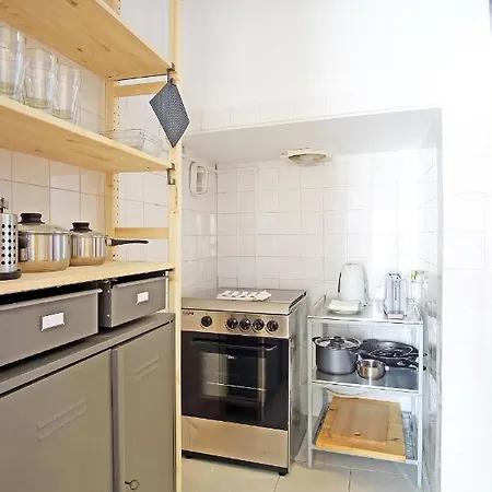 Apartamento Bh1 4br In Heart Of Bohemian Bairro Alto *