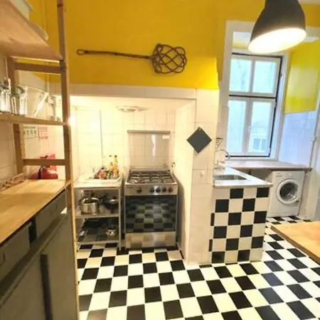 Bh1 4br In Heart Of Bohemian Bairro Alto Lissabon