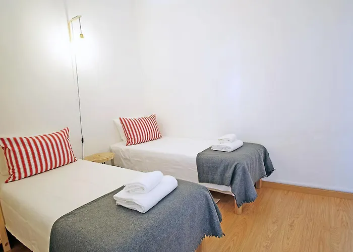 Bh1 4br In Heart Of Bohemian Bairro Alto Апартаменти Лісабон